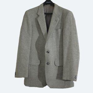 Magee tailored clothes donegal tweed pure new wool herringbone jacket beige